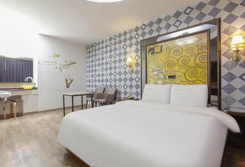 בית מלון כפרי Carlton