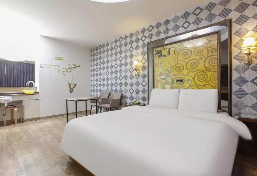 בית מלון כפרי Carlton