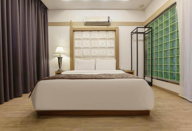 בית מלון כפרי Carlton