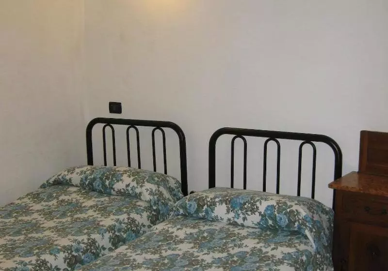 ホテル Rooms La Torre