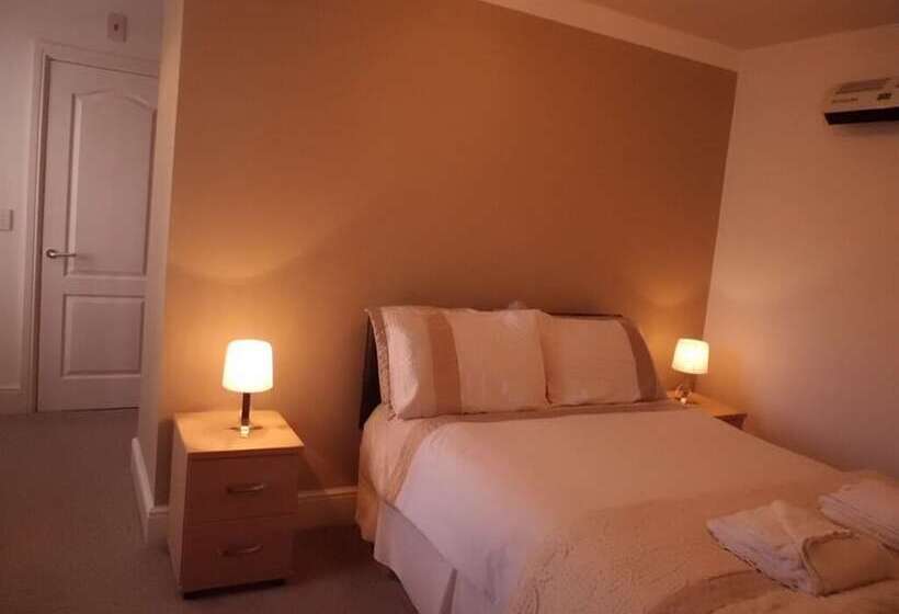 فندق The Golden Lion