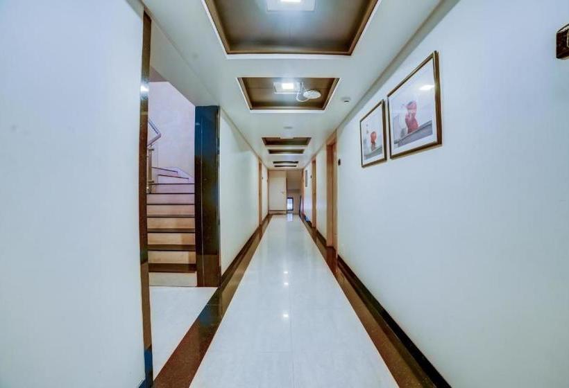 هتل Krishna Presidency