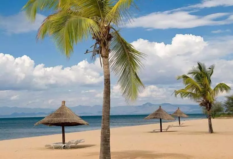 هتل The Makokola Retreat