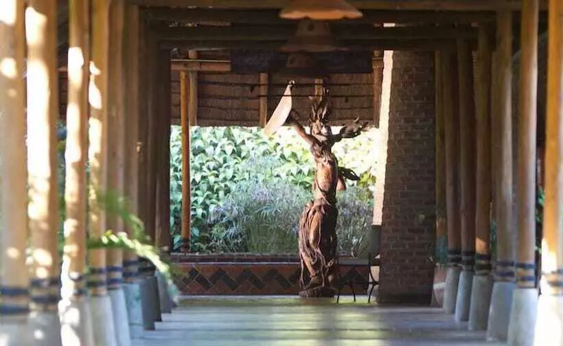 هتل The Makokola Retreat