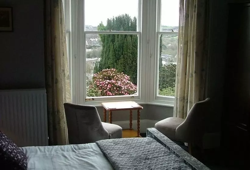 בית מלון כפרי Tremont House