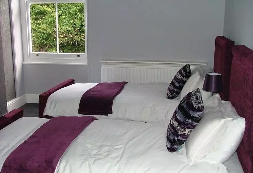 בית מלון כפרי Tremont House