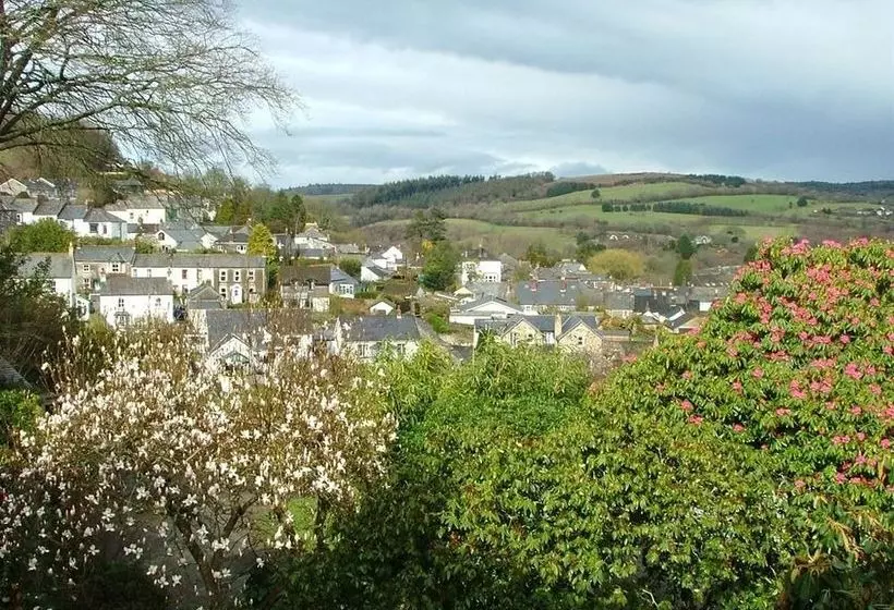 בית מלון כפרי Tremont House