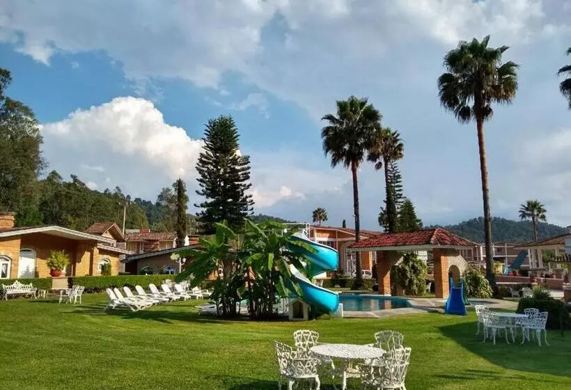 ホテル Villa Monarca Inn