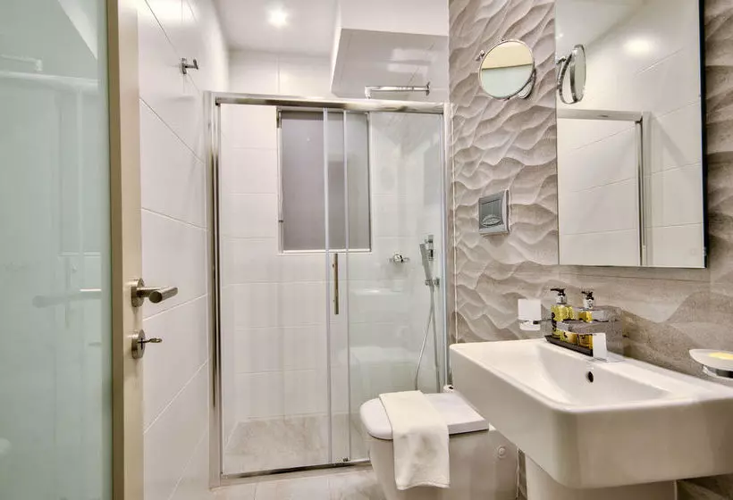 Jules Suites