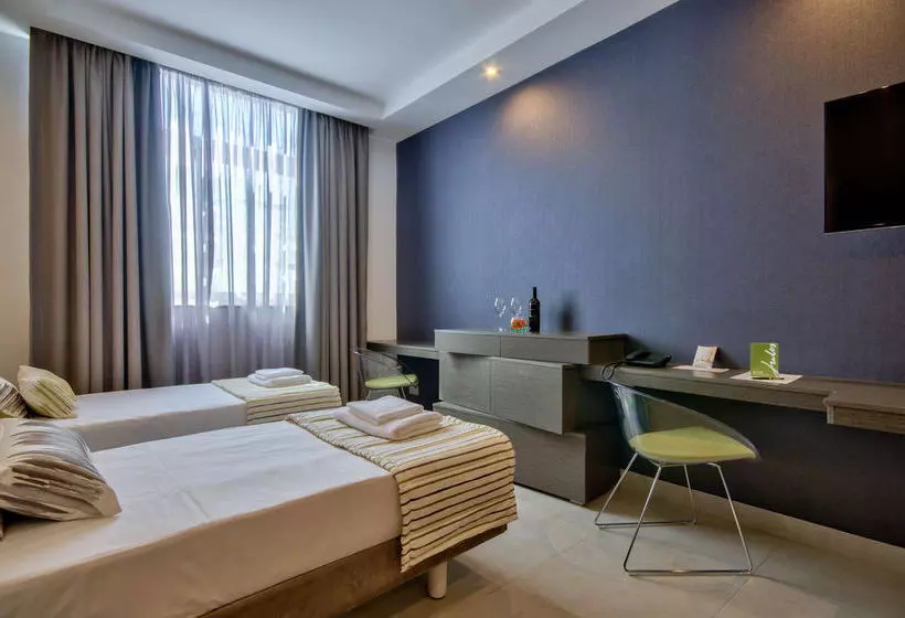 Jules Suites