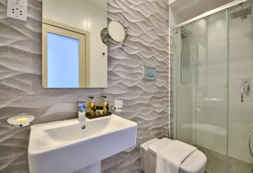 Jules Suites