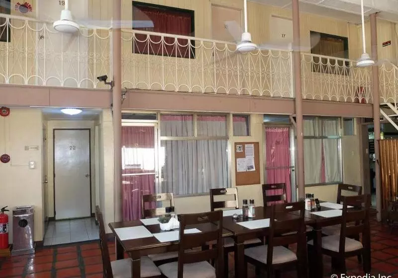 استراحتگاه Orchid Inn