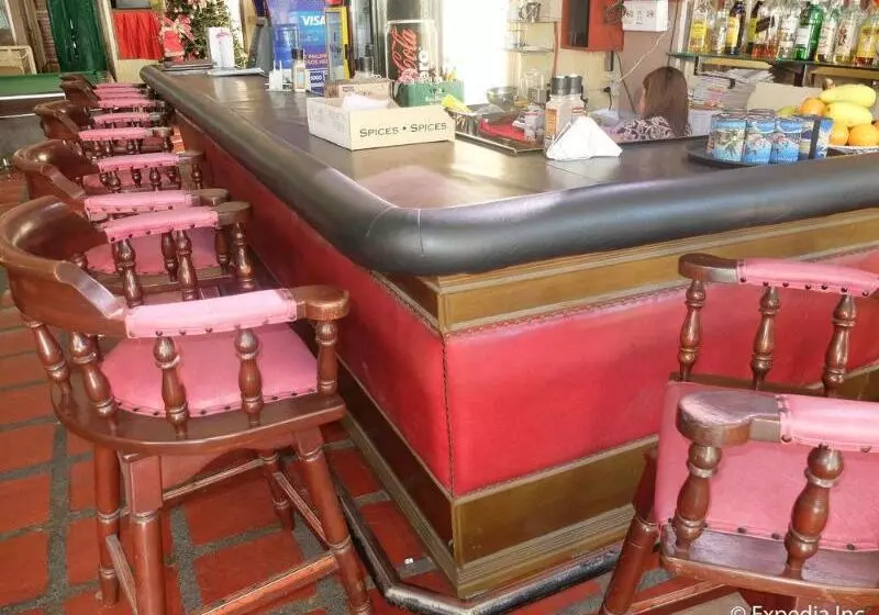 استراحتگاه Orchid Inn