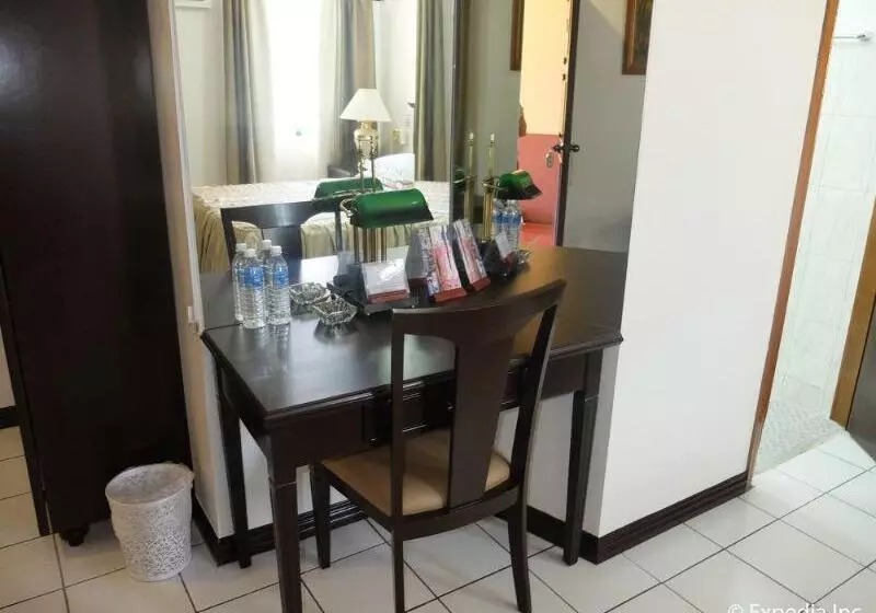 استراحتگاه Orchid Inn