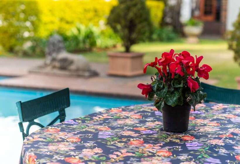 بنسيون 5th Avenue Gooseberry Guest House