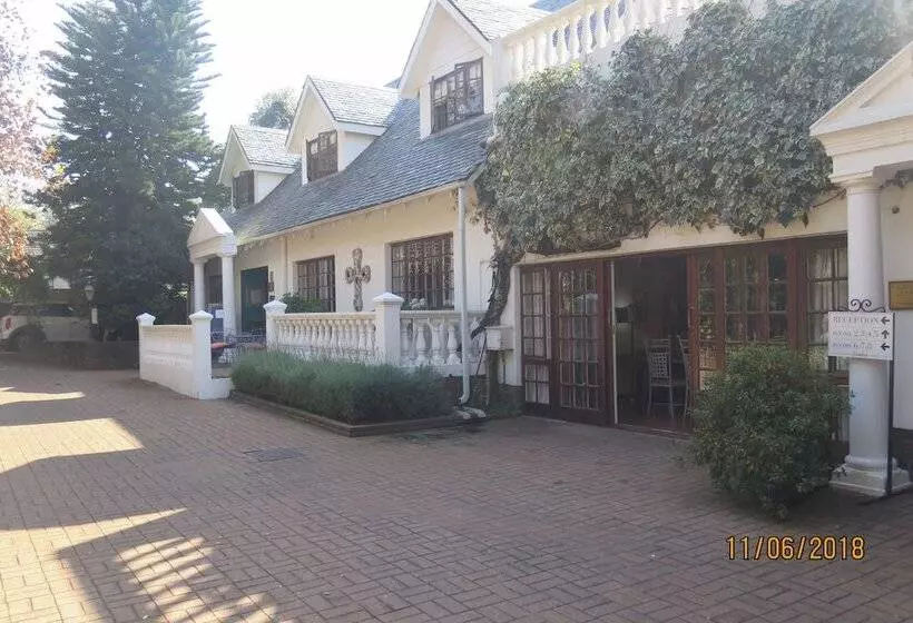 פנסיון 5th Avenue Gooseberry Guest House