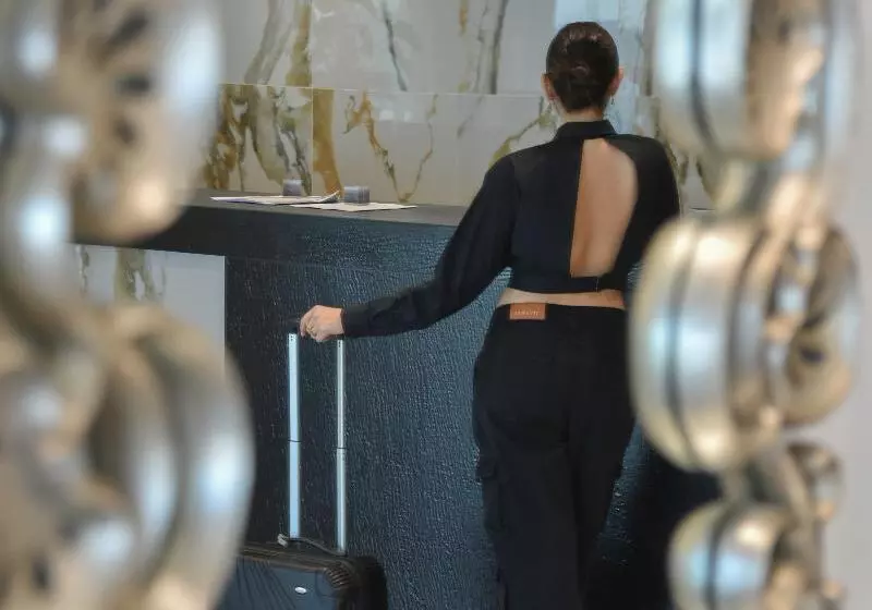 Hotelli Mythical Coast Wellness Retreat