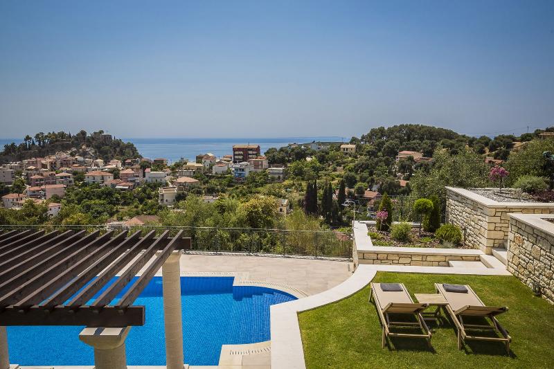 בית מלון כפרי Elysium Living Parga