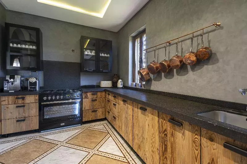 Hotelli Maria Towers , Palais Table D Hôtes & Spa