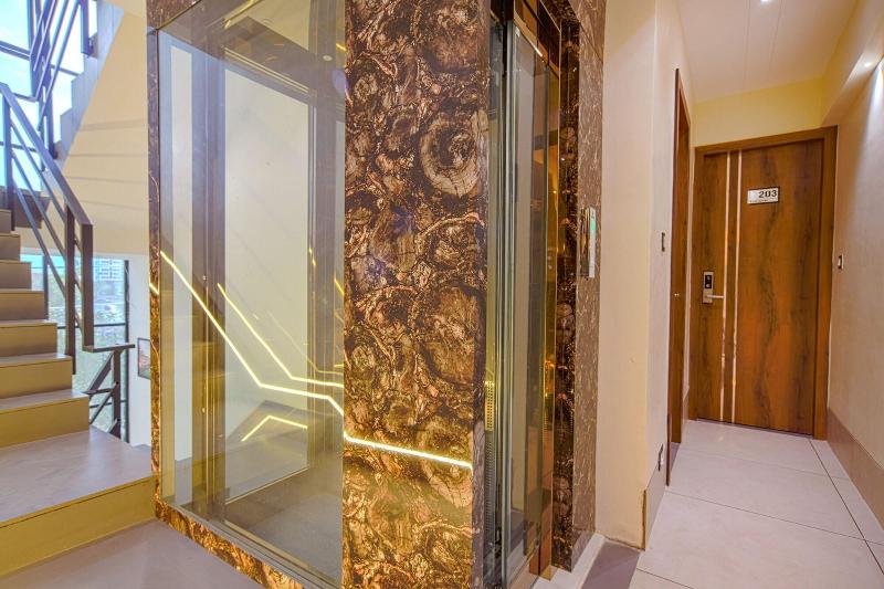 Hotel Collection O 45876 Benchmark Vijay Nagar