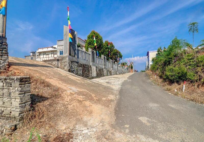 Отель Oyo 90564  Merangin Syariah