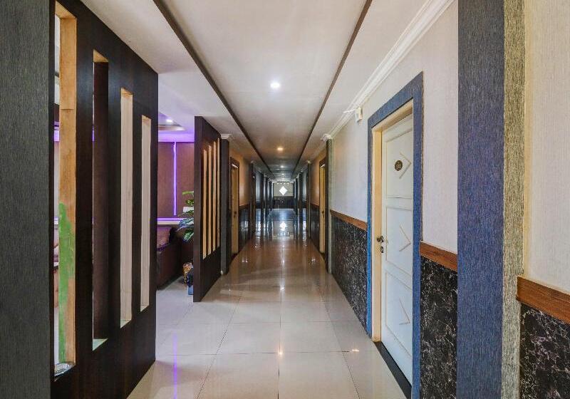 Отель Oyo 90564  Merangin Syariah