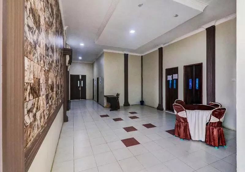 هتل Oyo 90564  Merangin Syariah