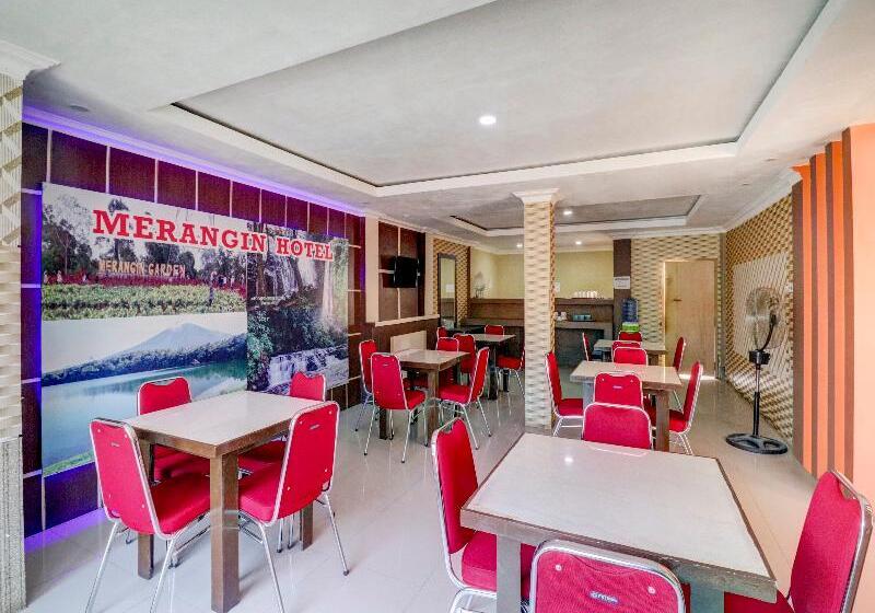 Отель Oyo 90564  Merangin Syariah