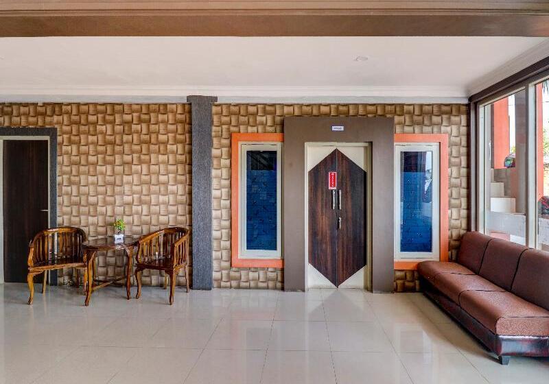 Отель Oyo 90564  Merangin Syariah