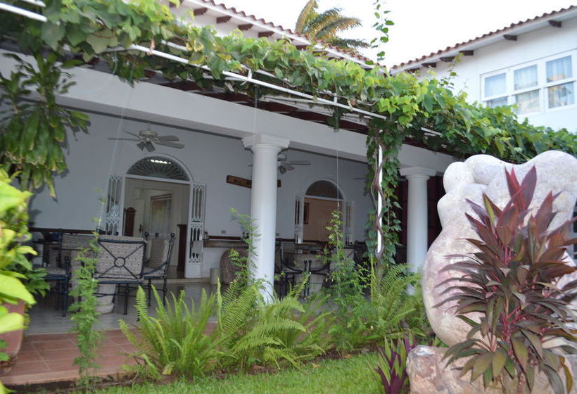 تختخواب و صبحانه Casa Real