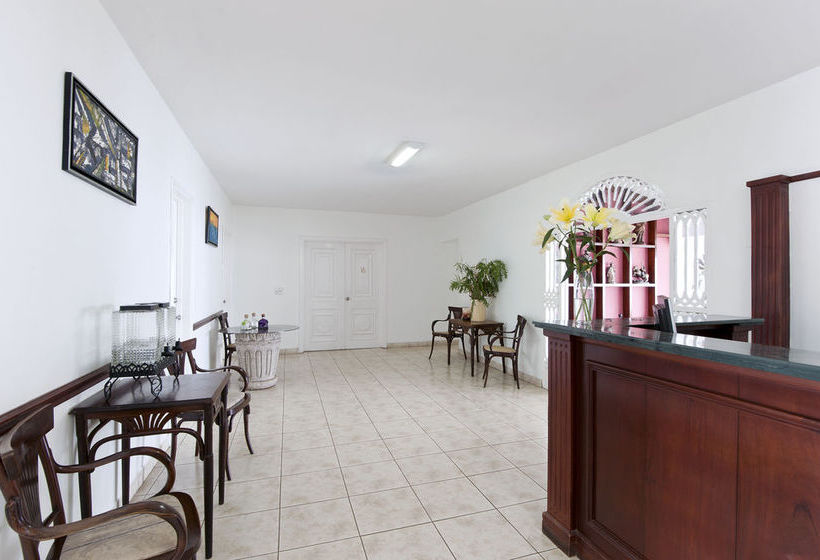 تختخواب و صبحانه Casa Real