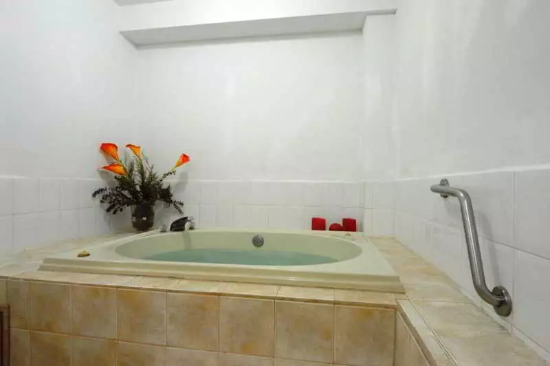 تختخواب و صبحانه Casa Real