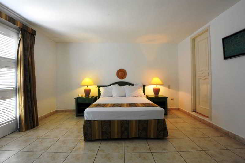 تختخواب و صبحانه Casa Real