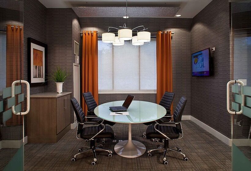 Furnished Quarters Bank Street Commons