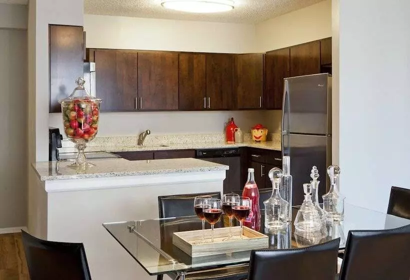 Furnished Quarters Bank Street Commons