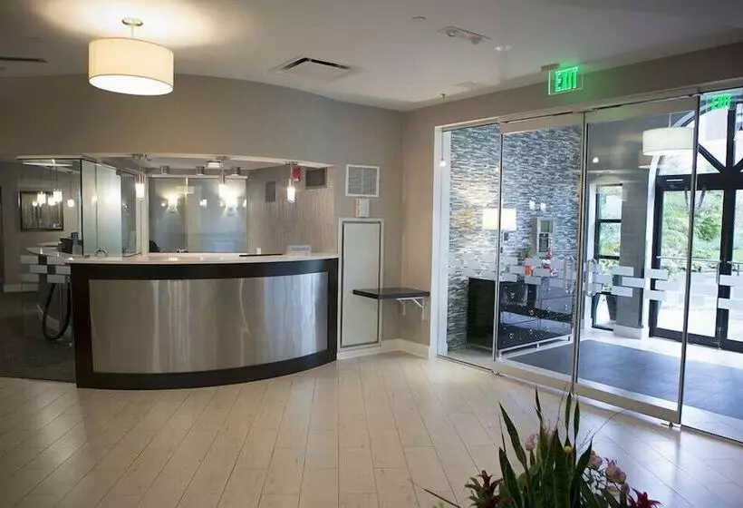 Furnished Quarters Bank Street Commons