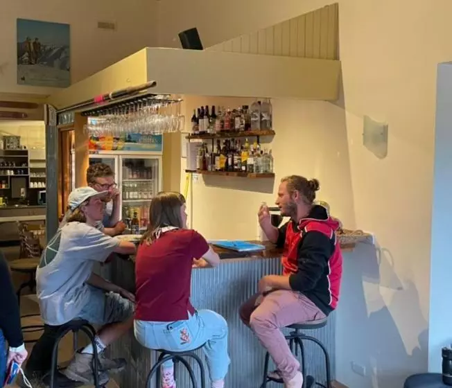 酒店 Cooroona Alpine Lodge