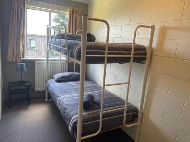 Отель Cooroona Alpine Lodge