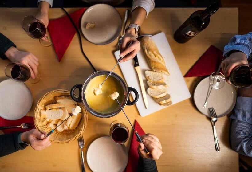 בית מלון כפרי Landal Hochmontafon