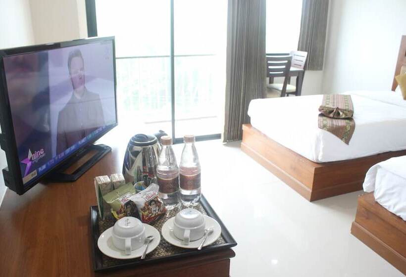 Отель Airport Resort Phuket