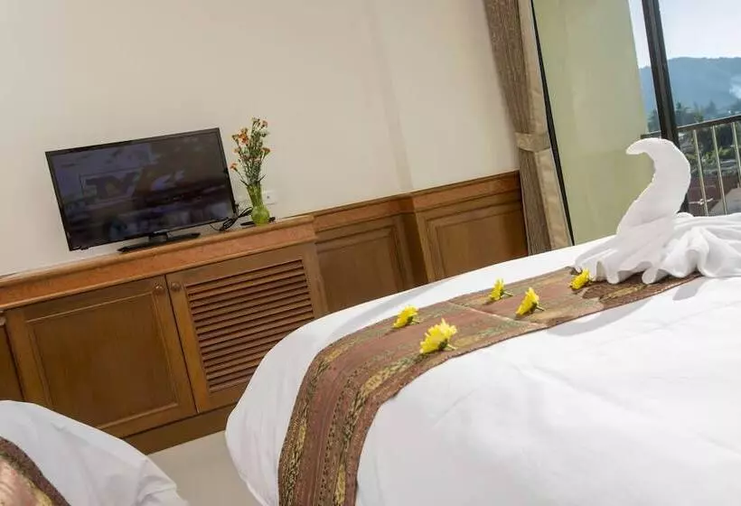 בית מלון כפרי Airport Resort Phuket