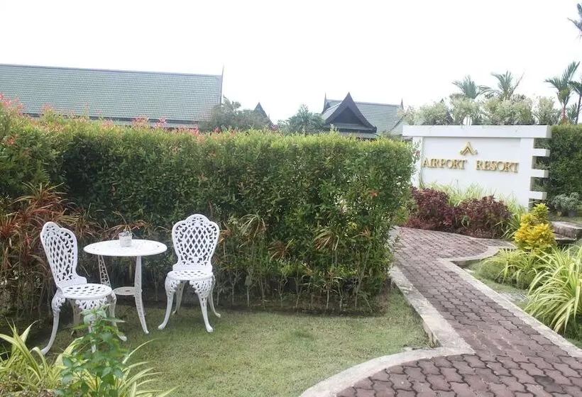 בית מלון כפרי Airport Resort Phuket
