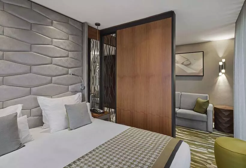 هتل Titanic Chaussee Berlin