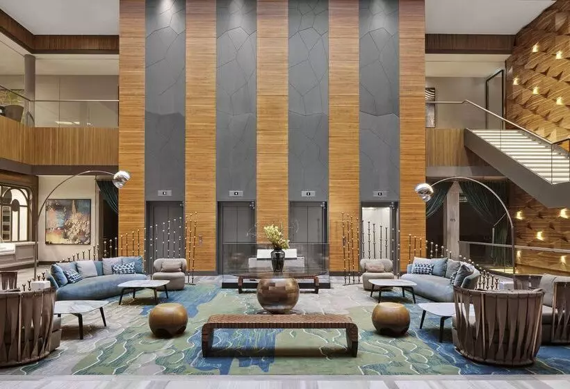 هتل Titanic Chaussee Berlin