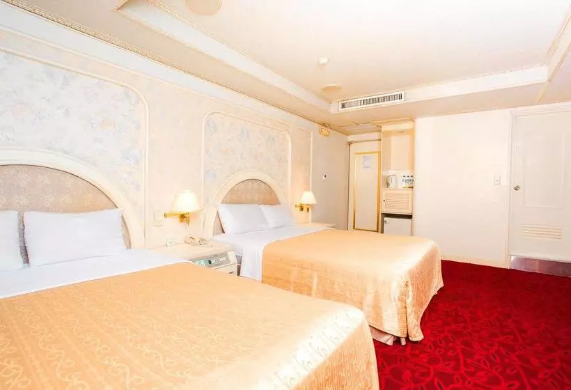 Mou Hotel Luchuan