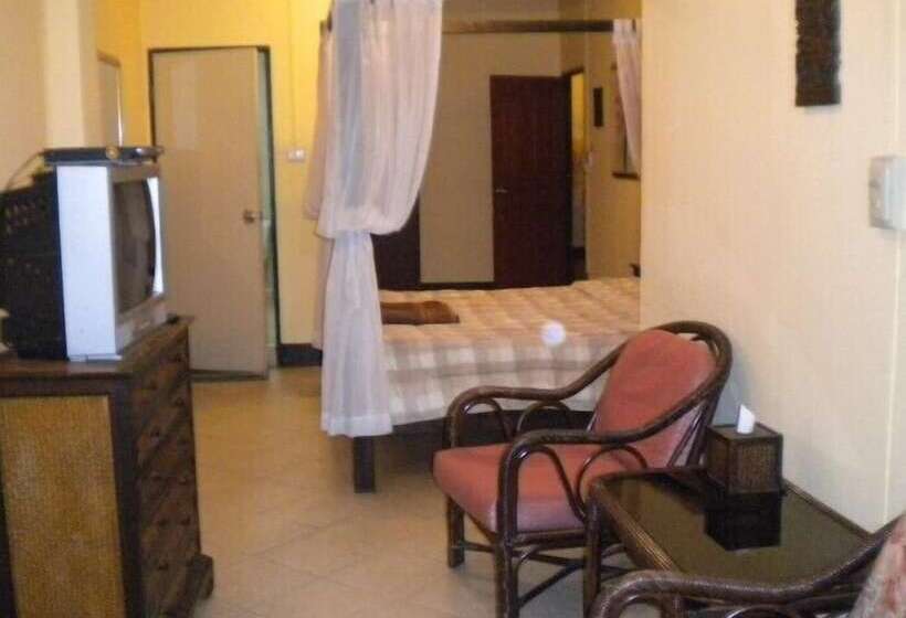 Pensão Nicky's Guesthouse