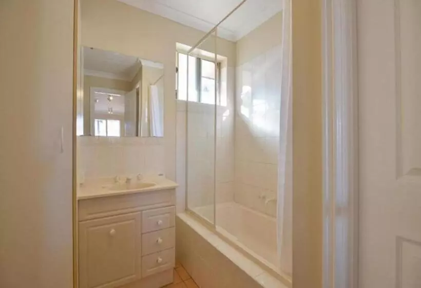 Отель The Tower