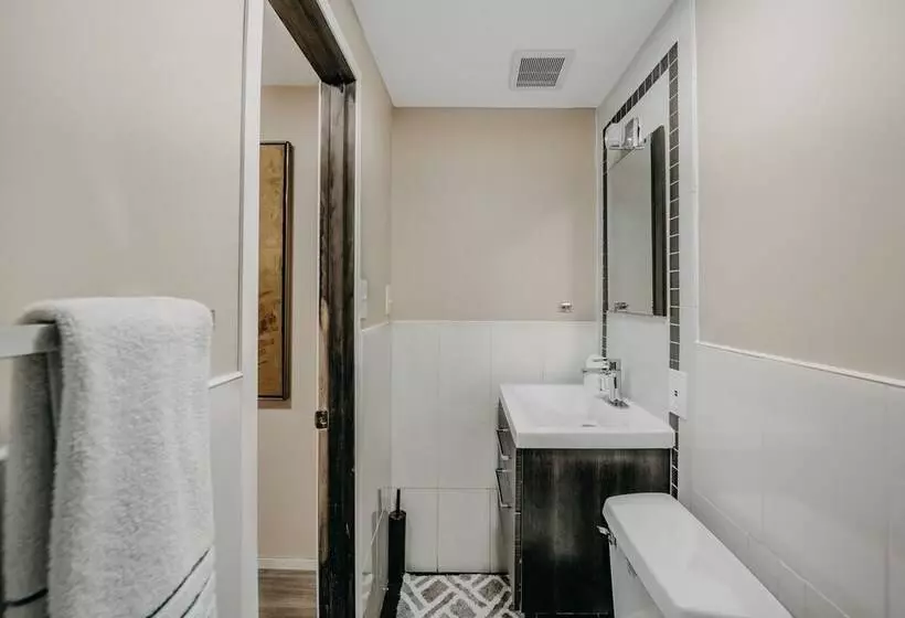 80mbr   Hot Tub   Wifi   Bbq   Wood Stove   Sleeps 9!