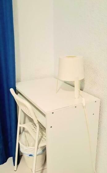 هاستل La Marina