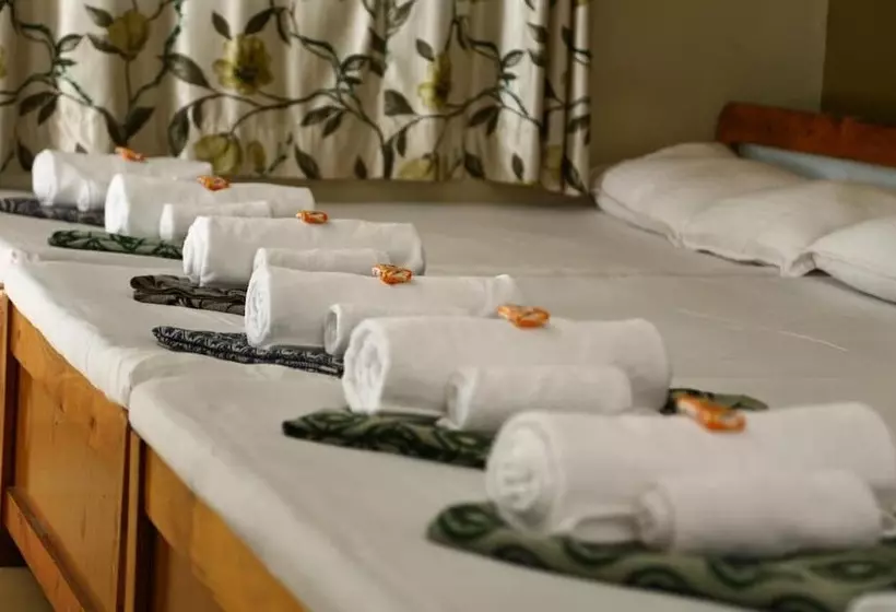 Hotelli Atithi Lodge